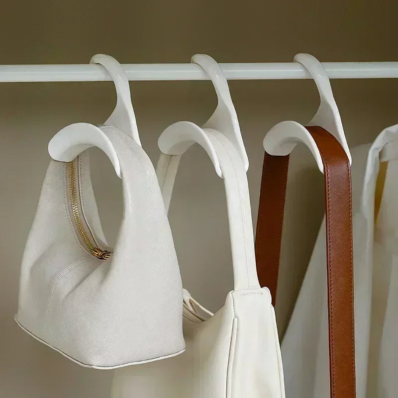 💖 Loopy — o cuidado que traz praticidade e organização aos seus xodozinhos 🥰🧣👜 : bolsas, acessórios e tudo que você ama ter por perto ✨